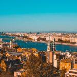 Hazaköltözés Angliából, új élet Budapesten, pihenés Siófokon
